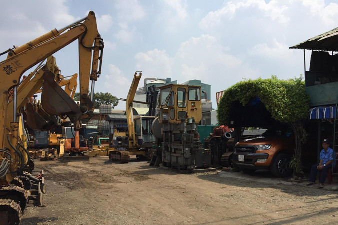 SaigonTourist cho thuê kinh doanh nhà hàng và xe cơ giới.