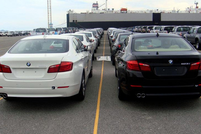 Nhiều xe hơi, nhà lầu trong xã hội chưa được tính vào GDP. Ảnh minh họa: Anh Tuấn.