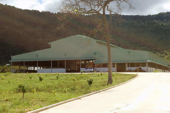 Nhà máy xử lí rác tiền tỷ vẫn còn hoạt động chạy thử nghiệm.