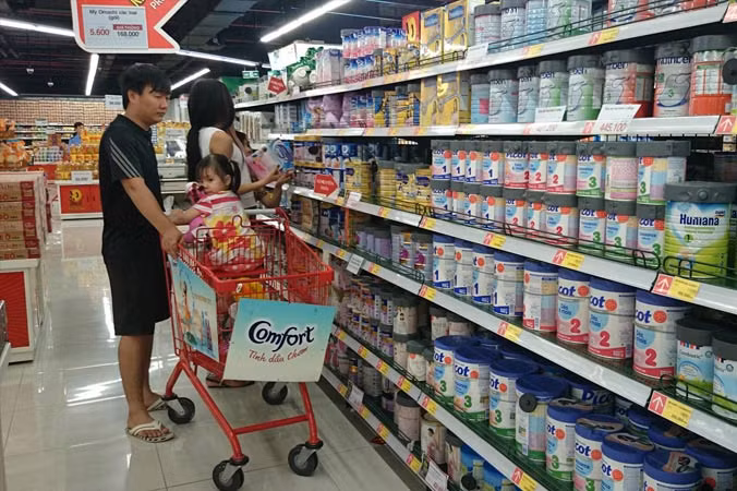 Kiểm soát giá nhiều mặt hàng tiêu dùng trong các tháng cuối năm sẽ giúp hạn chế tác động đến CPI. Ảnh: Như Ý.