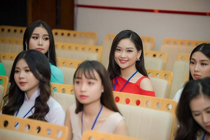 Phạm Ngọc Khánh Linh.