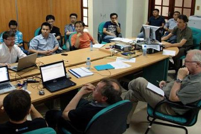 Vận hành, điều khiển hệ thống vệ tinh VNRED SAT-1.