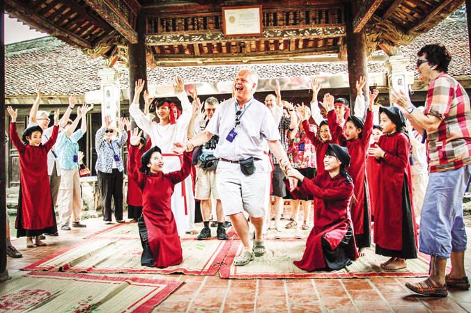 Cộng đồng địa phương đã làm nên kỳ tích trong việc bảo tồn và phát huy giá trị của hát Xoan. Ảnh: Nguyễn Hiền.