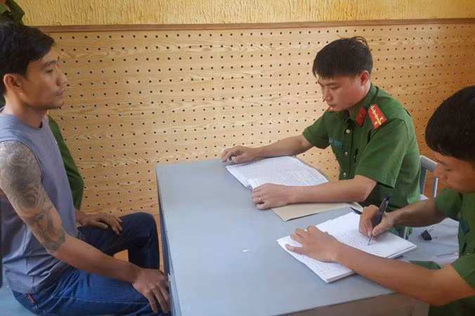 Lương tại cơ quan điều tra.