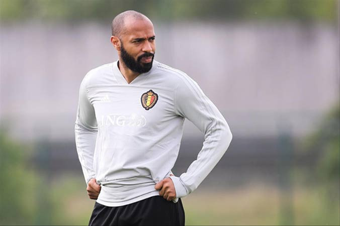 Thierry Henry lâm cảnh 'tiến thoái lưỡng nan'