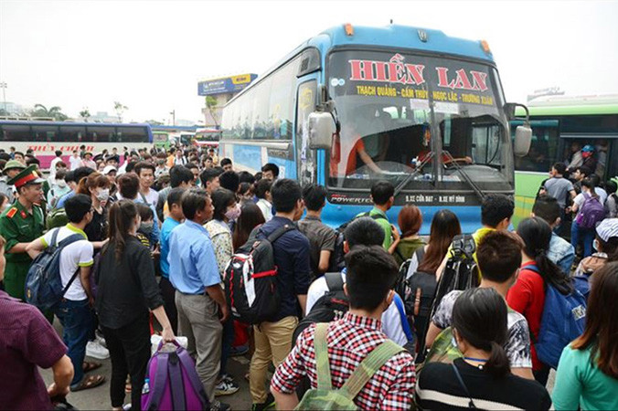  Quản lý vận tải ô tô khách luôn là thách thức với cơ quan chức năng. Ảnh: Thanh Hà.