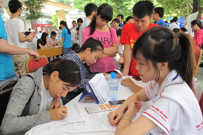 Luật giáo dục ĐH sửa đổi, bổ sung hy vọng sẽ cởi trói cho các trường ĐH. Ảnh: Nghiêm Huê.