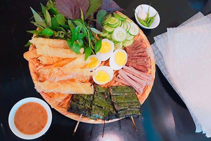 Bánh cuốn Tây Sơn.