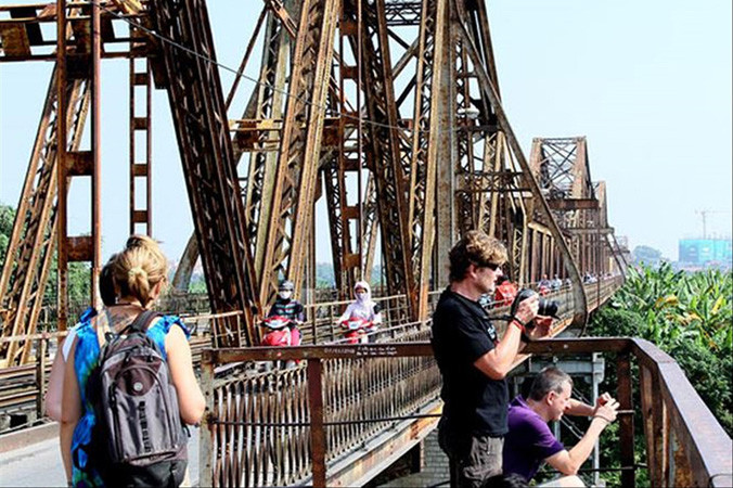 Hà Nội đang hướng tới xây dựng dịch vụ du lịch thông minh.