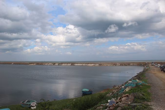 Dự án đang là hồ nước biển mênh mông đã được rao bán đất nền.