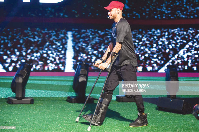 Neymar ám ảnh dính chấn thương.