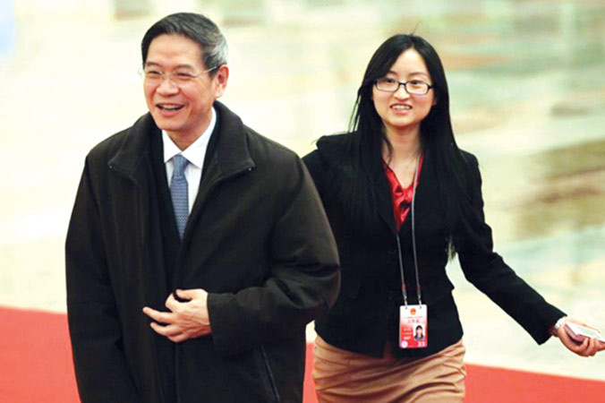 Lưu Thiết Nam và người tình khi còn thắm thiết.