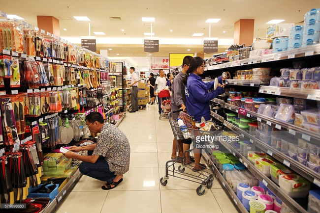 Bán lẻ Việt xuất hiện tình trạng “cá lớn nuốt cá bé”