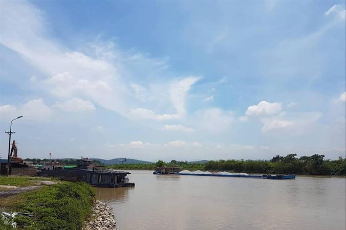 Vùng nước tranh chấp giữa cảng Cảng Phú Thái và Cảng Thế Anh.