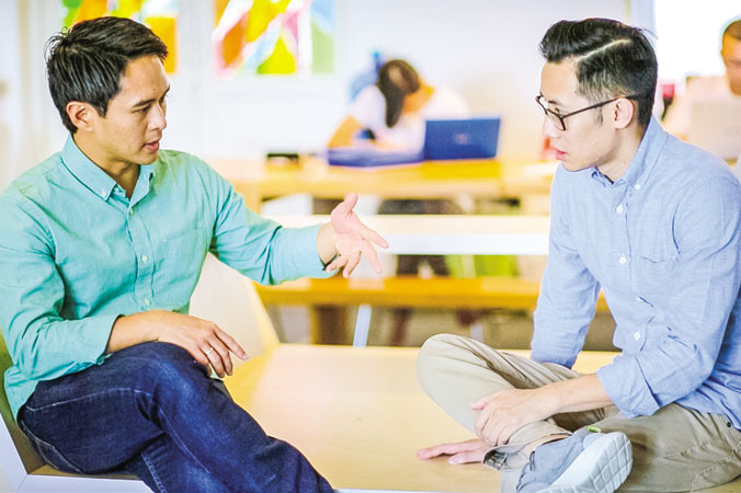 Tony Ngo (trái) và Don Le.