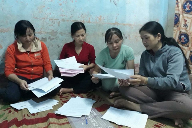 Những giáo viên này bỗng dưng lâm cảnh nợ nần, lương không đủ ăn lấy gì trả nợ ?