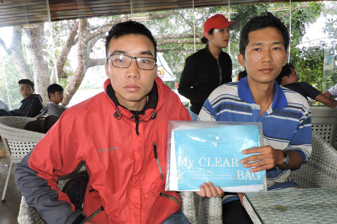 Thầy Dương và thầy Tuấn Anh bức xúc vì không được bố trí giờ dạy.