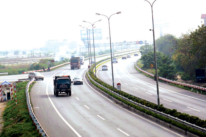 WB khuyến cáo nếu không đấu thầu minh bạch sẽ không thể thu hút được vốn đầu tư nước ngoài vào cao tốc Bắc - Nam. Ảnh: Bảo An.