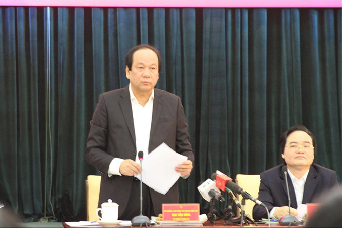 Tổ công tác của Thủ tướng Chính phủ làm việc với Bộ GD&ĐT. Ảnh: Văn Kiên.