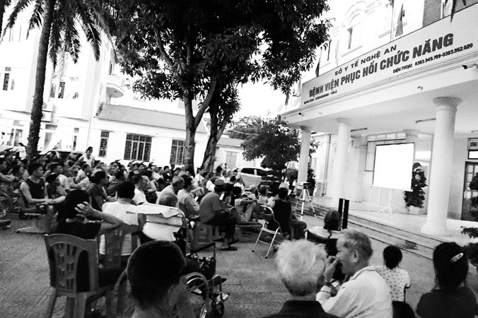 Bệnh viện Phục hồi chức năng Nghệ An có chương trình giải trí mỗi chiều cho bệnh nhân.