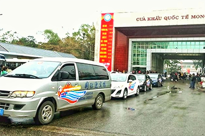 Du khách Trung Quốc được tự lái xe sang TP Hạ Long.