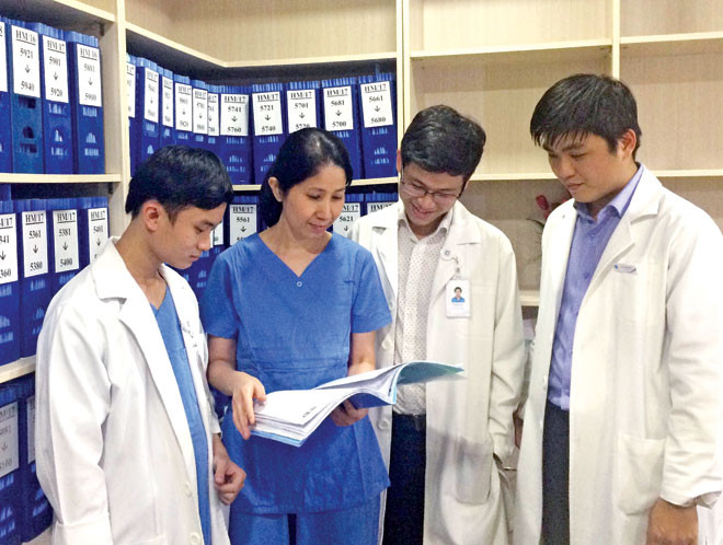 TS.BS Vương Thị Ngọc Lan.