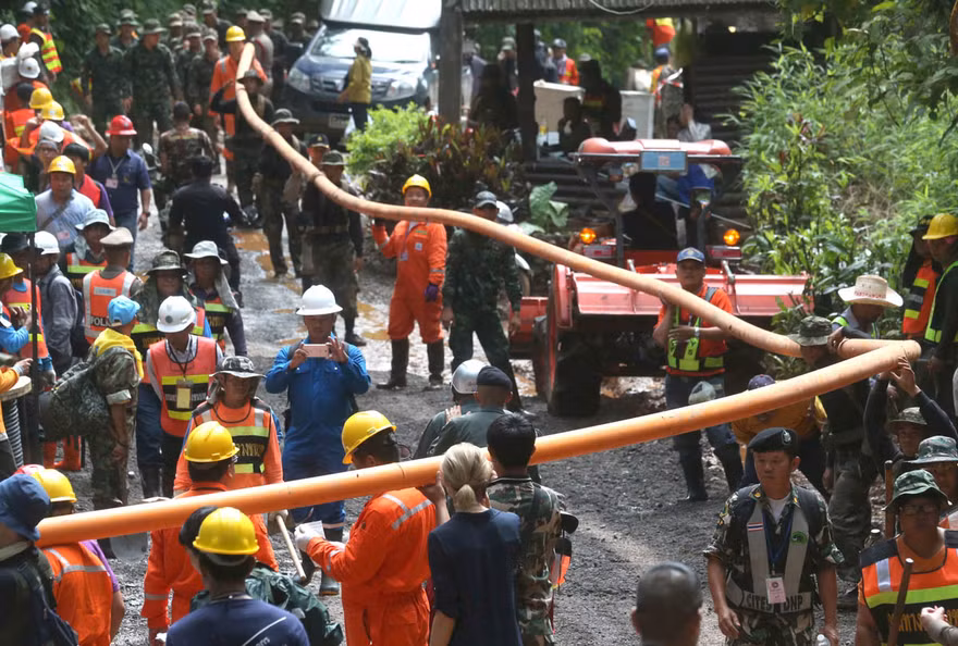 Ánh sáng hang sâu