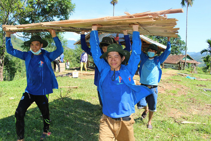 Sửa đổi Luật Thanh niên để đảm bảo quyền và lợi ích hợp pháp của tất cả thanh niên. Ảnh: Như Ý.