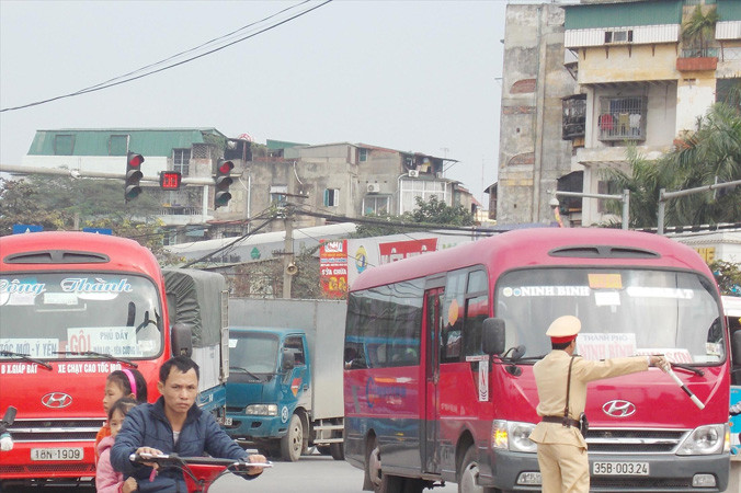 CSGT được yêu cầu chốt trực 24/24h xử lý xe “nhồi nhét” dịp 30/4 và 1/5.