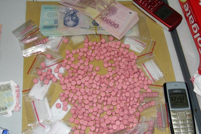 Ma túy tổng hợp.