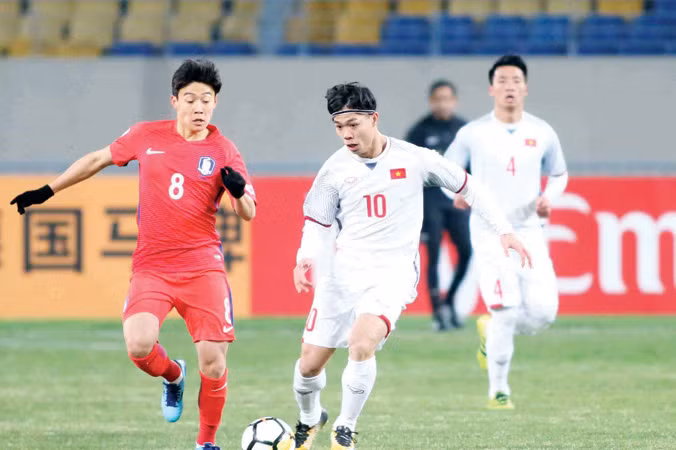 Công Phượng (10) được kỳ vọng sẽ giúp U23 Việt Nam đánh bại U23 Australia. Ảnh: Tuân Phạm.