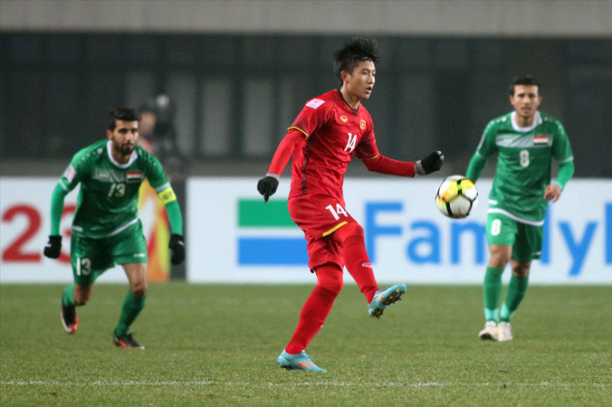 Phan Văn Đức trong trận VN - Iraq.