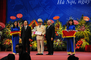 Lễ phong tặng chức danh GS, PGS năm 2016. Năm nay không có lễ vinh danh các tân GS, PGS như mọi năm. Ảnh : Nghiêm Huê.