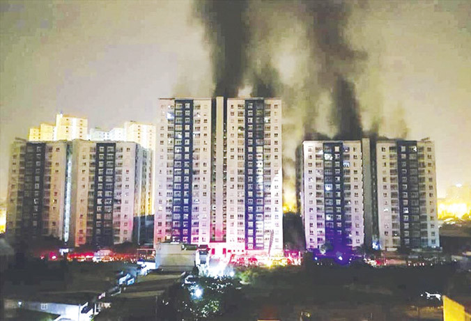 Vụ cháy chung cư Carina Plaza (TPHCM) đã gây tâm lý lo ngại cho nhiều người.