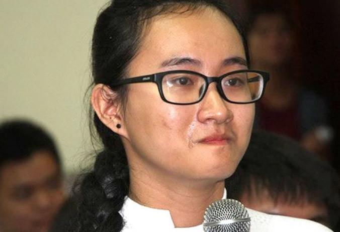 Nữ sinh Phạm Song Toàn