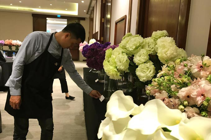 Những giống hoa đặc trưng nhất của Nhật Bản được trưng bày tại Hà Nội. Ảnh: Nguyên Khánh.