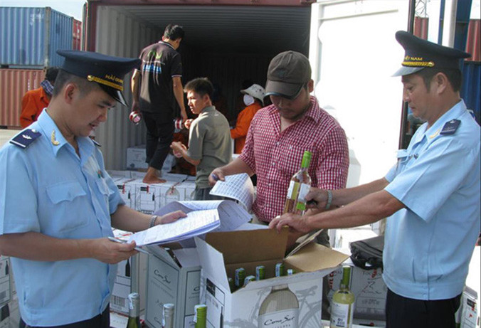 Kiểm tra chuyên ngành tại doanh nghiệp.