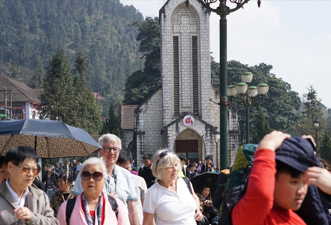 Cần thay đổi xúc tiến để khách cũ muốn quay lại, khách mới muốn đến du lịch Việt Nam. Ảnh: Nguyên Khánh.