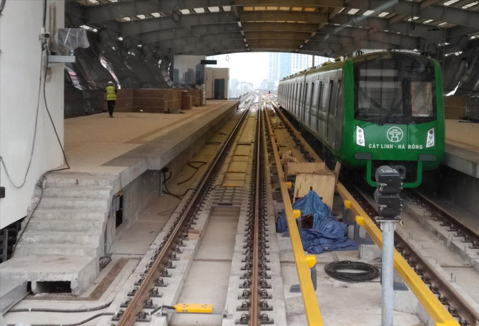Dự án đường sắt Cát Linh - Hà Đông còn nhiều dang dở.
