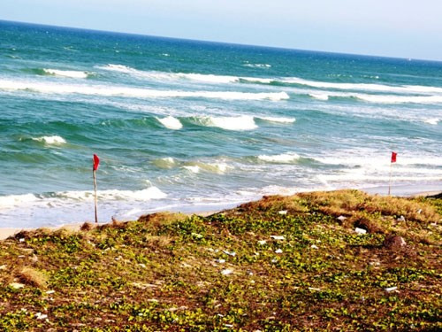 Khu vực biển Bãi Dài, nơi xảy ra vụ đuối nước sáng 26/1.