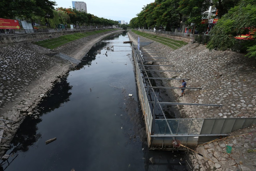 Hà Nội dự định sẽ dùng nước sông Hồng để hồi sinh sông Tô Lịch