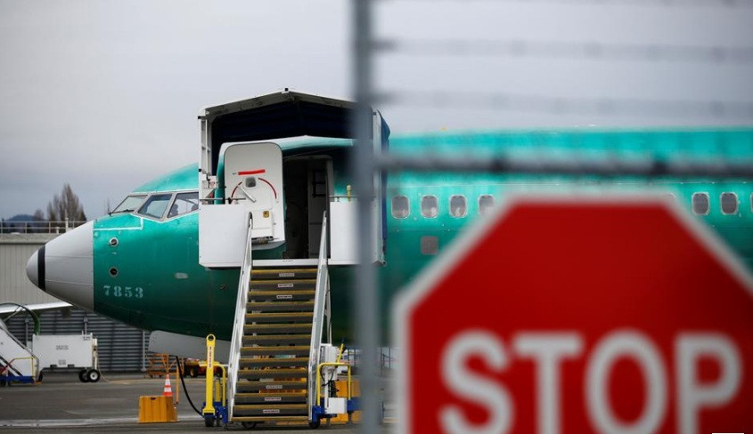 Một chiếc Boeing 737 MAX đậu trong khu sản xuất của Boeing ở Renton, Washington, ngày 16/12 Ảnh: Reuters