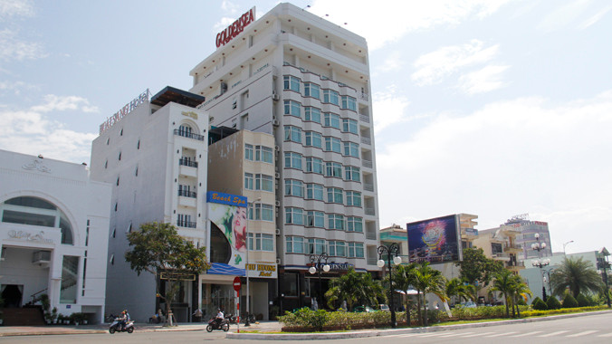 Khách sạn 3 sao Golden Sea (đường Phạm Văn Đồng) nhiều tháng không sử dụng bất kì khối nước nào của đơn vị KDNS.