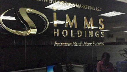 Công ty IMMS bị khám xét.
