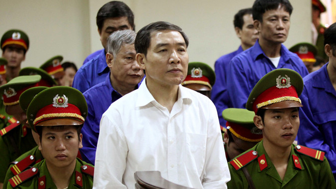 Xét xử vụ án tham nhũng Dương Chí Dũng năm 2014. Ảnh: Tuấn Anh