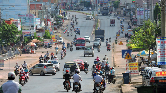 Đường nút thắt cổ chai ở Cầu Trắng