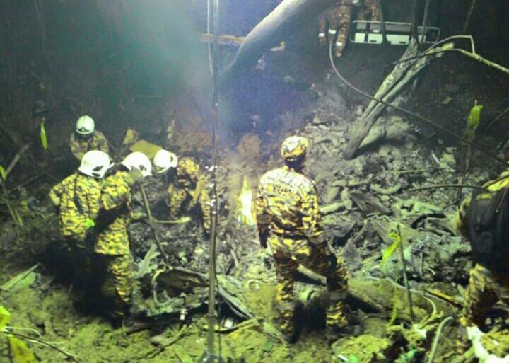 Hiện trường vụ rơi trực thăng