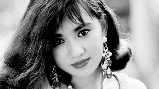 Y Phụng: Ngôn ngữ “mì ăn liền”