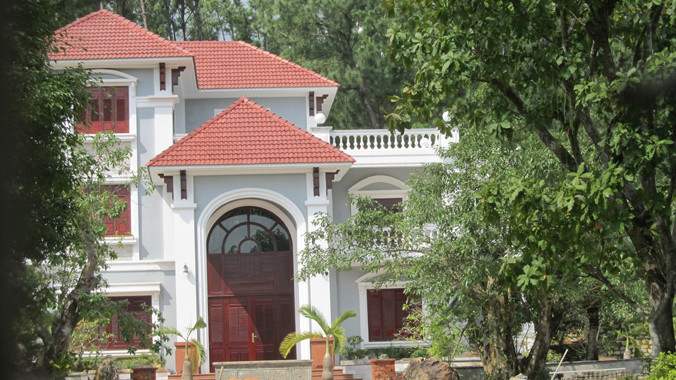 Ngôi biệt thự trái phép của gia đình thiếu tướng Phan Như Thạch. Ảnh: PV