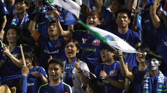 Các trận đấu có sự góp mặt của HA.GL thường thu hút sự quan tâm của đông đảo người hâm mộ. Ảnh: VSI